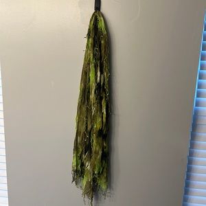 Green camo scarf with fringe